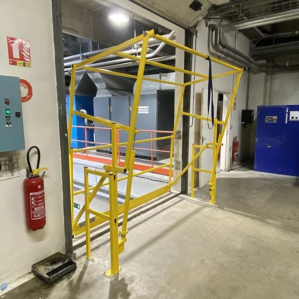 Triax Sécurité - Barrière écluse de Type X - Image principale